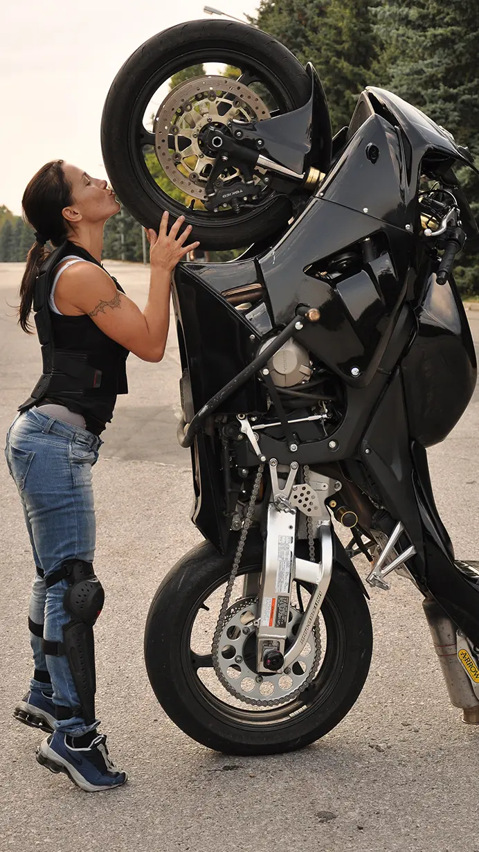 Silvia Radulova :: Motobikes