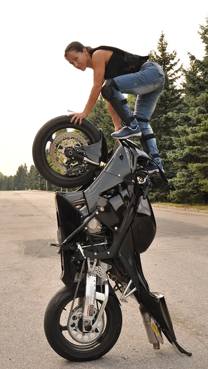 Silvia Radulova :: Motobikes