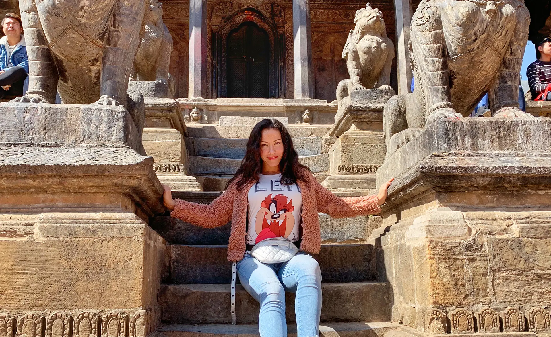 Silvia Radulova :: Traveler